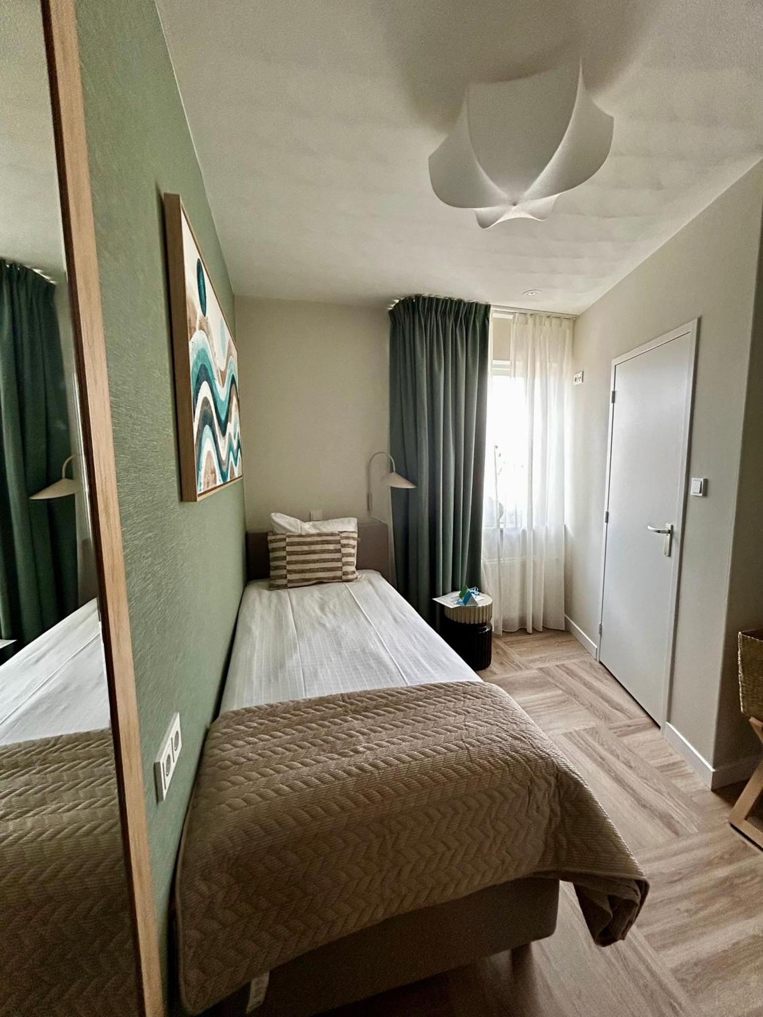 Hotel Meyer Берген-ан-Зее Стая снимка